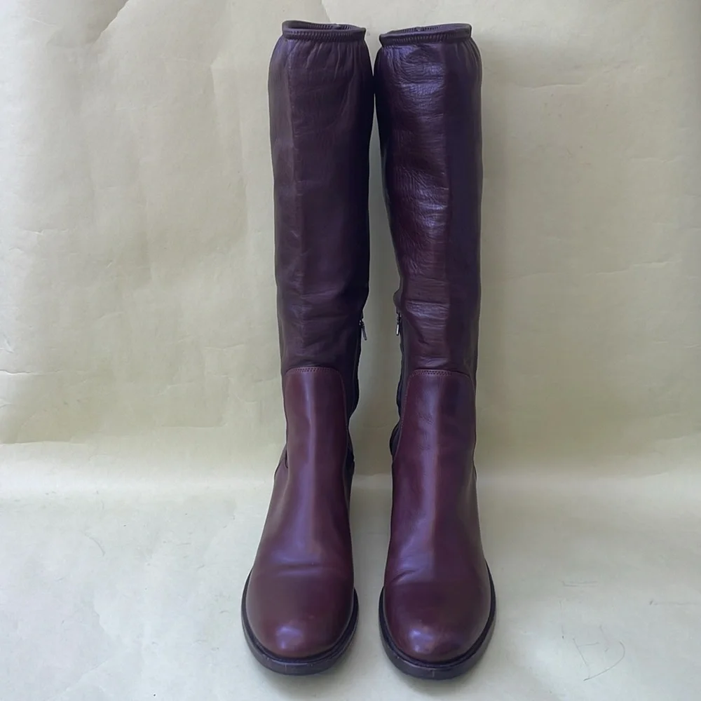 Prada Vintage Brown Pull On Leather Boots with Streamlined Design